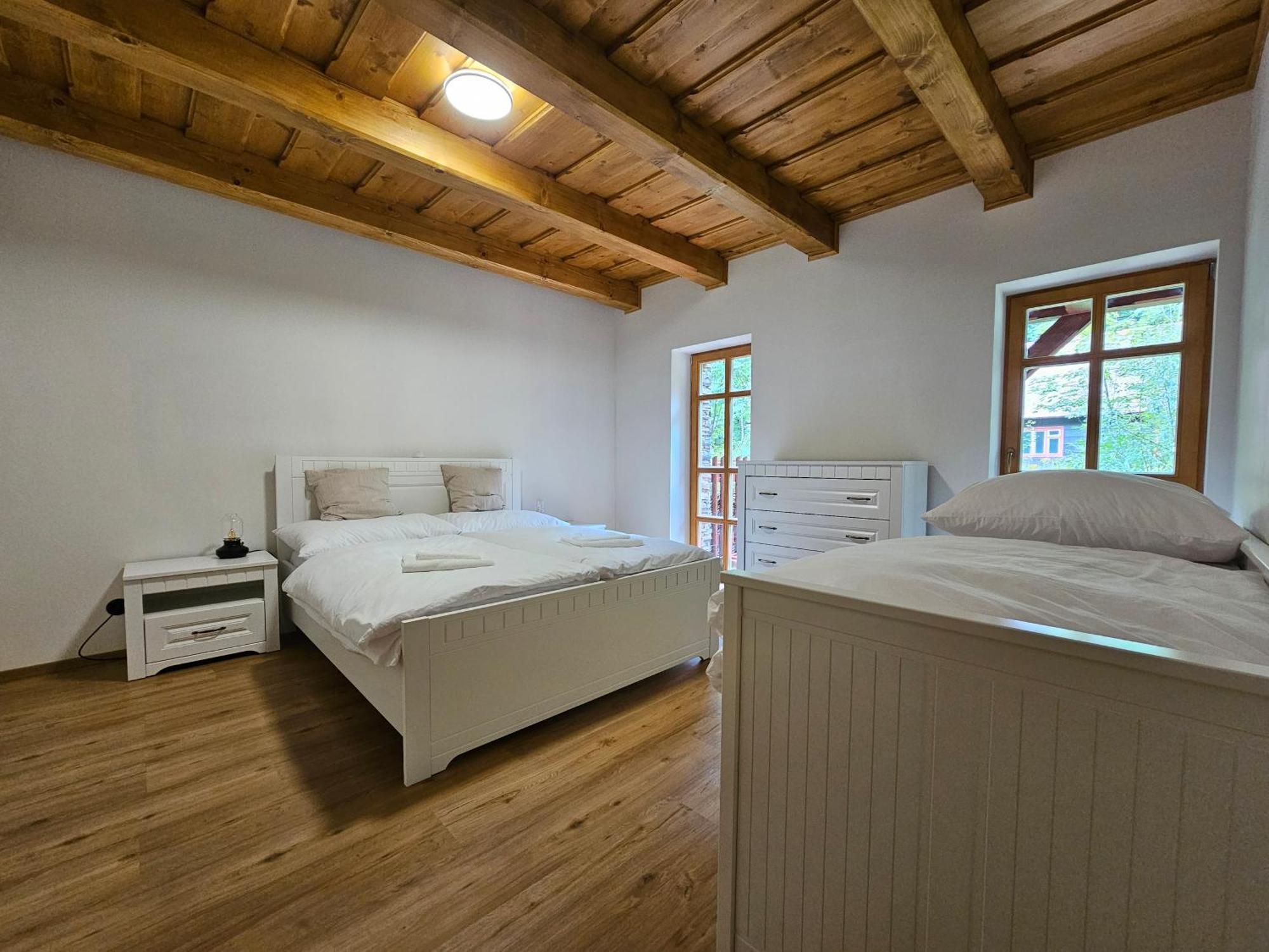 Apartmany Jezerne Velke Karlovice Luaran gambar