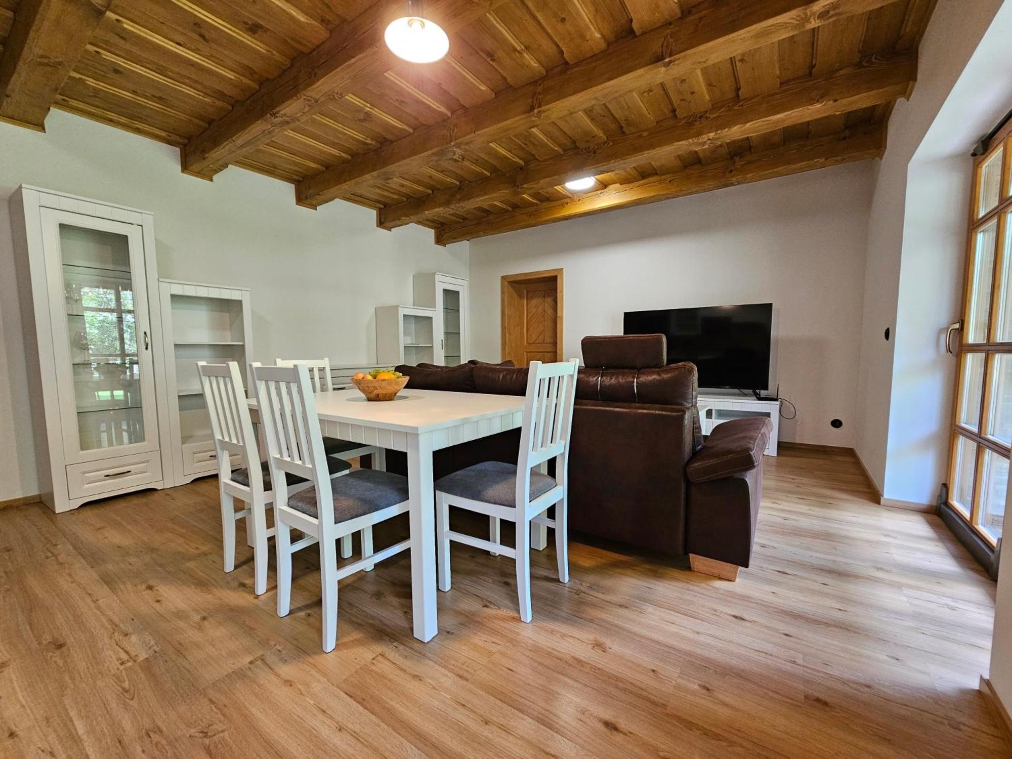 Apartmany Jezerne Velke Karlovice Bilik gambar