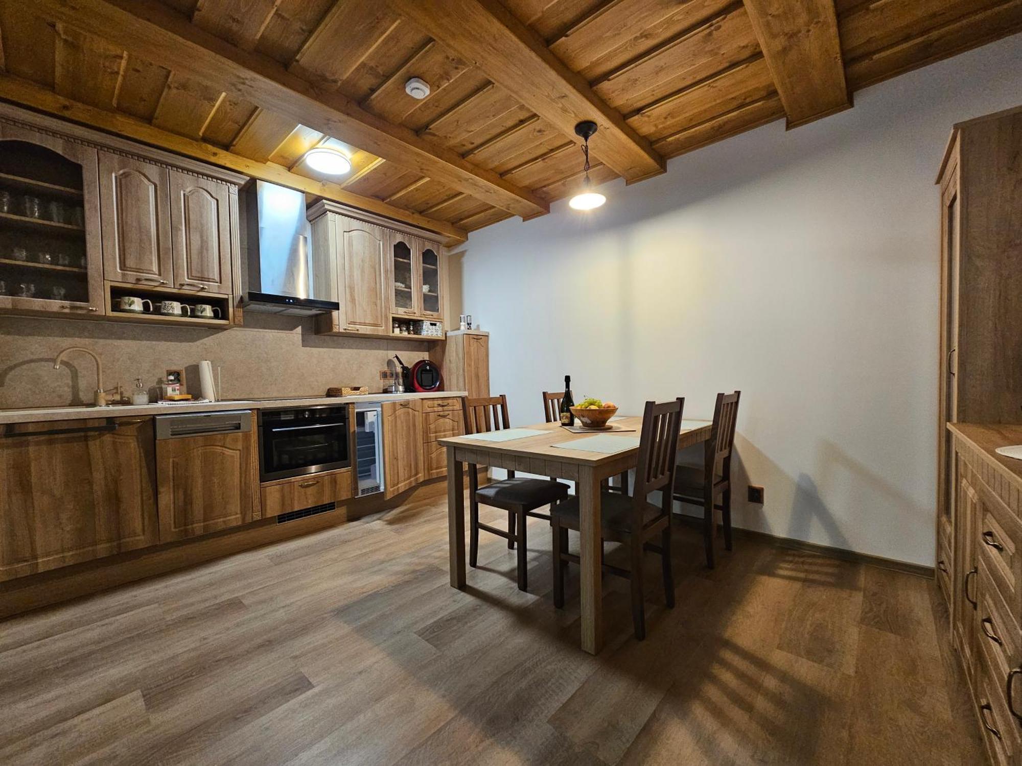 Apartmany Jezerne Velke Karlovice Bilik gambar